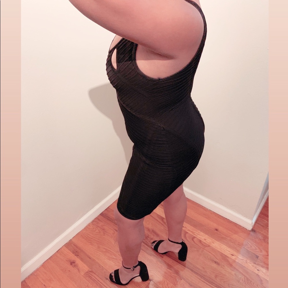 BodyCon Bebe Dress - Picture 5 of 6